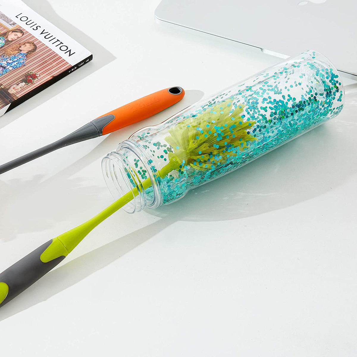 PURE Bottle Cleaning Brush With Nylon Bristles - 70526