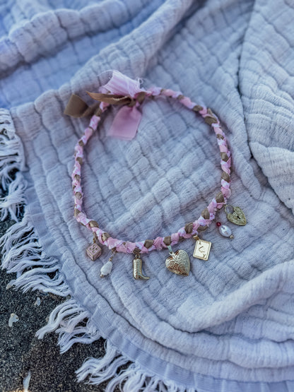 Le collier charme de la cow-girl côtière