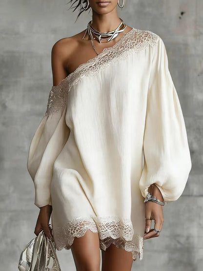 Robe courte à épaules dénudées et manches longues pour femme | Robe à garniture en dentelle