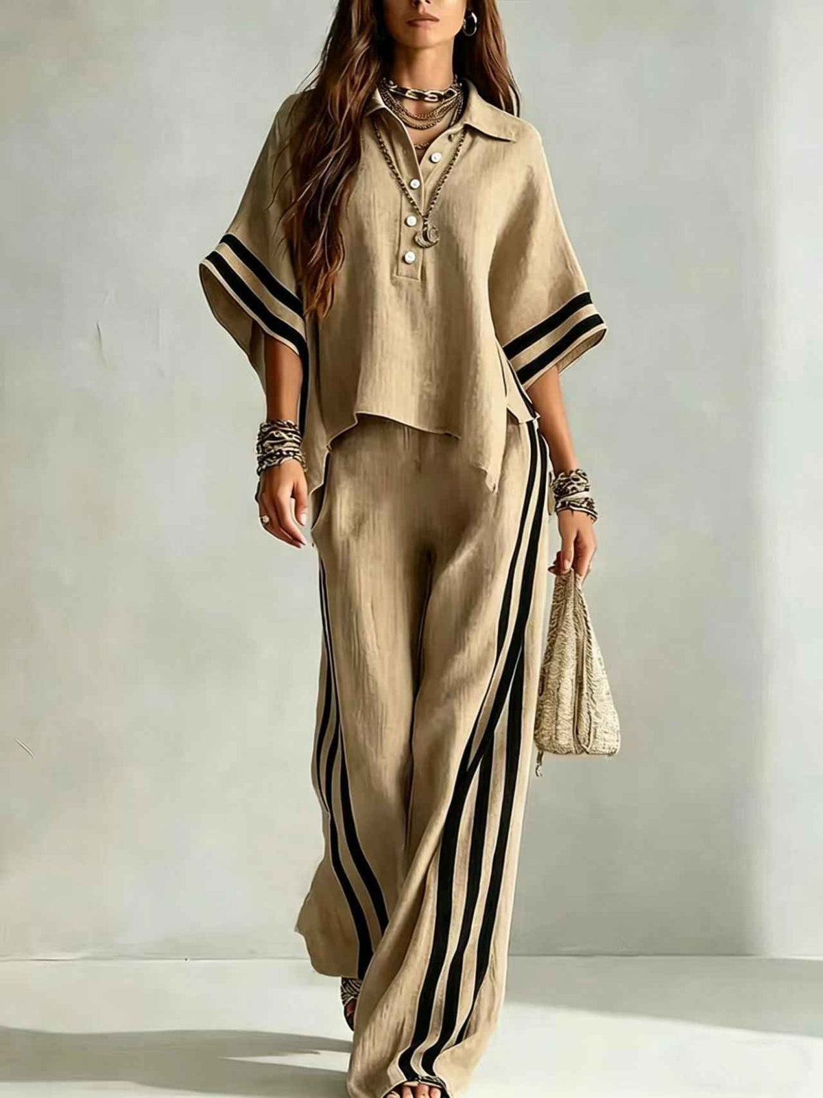 Ensemble deux pièces chemise à manches courtes et pantalon ample pour femme