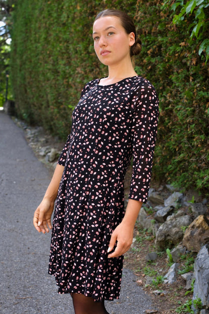 Robe patineuse évasée extensible à imprimé floral Daisie