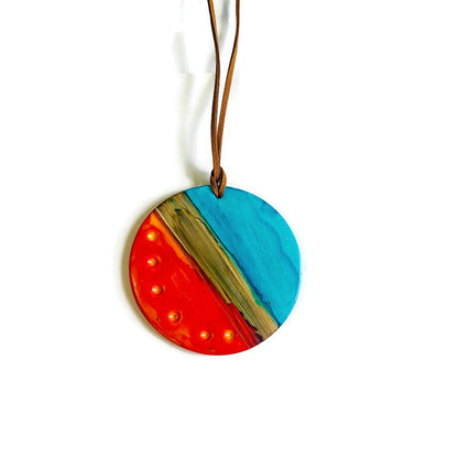Collier avec pendentif disque surdimensionné fait main
