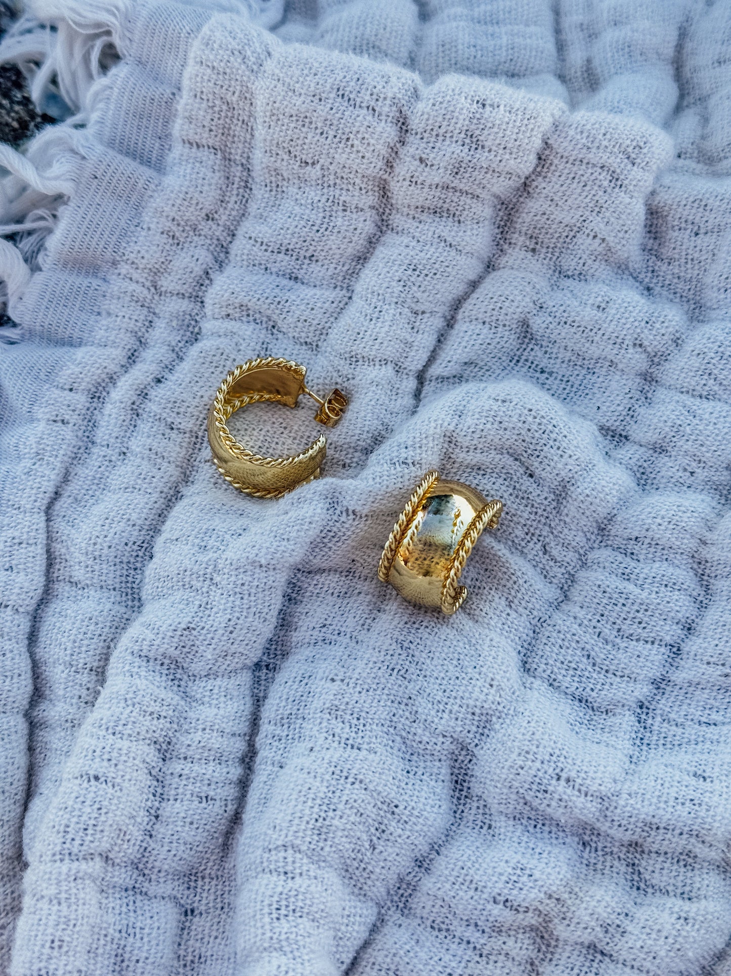 Les boucles d'oreilles créoles Sidney