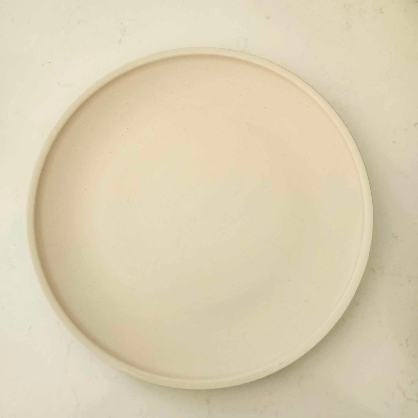 Vaisselle en céramique (blanc crème)