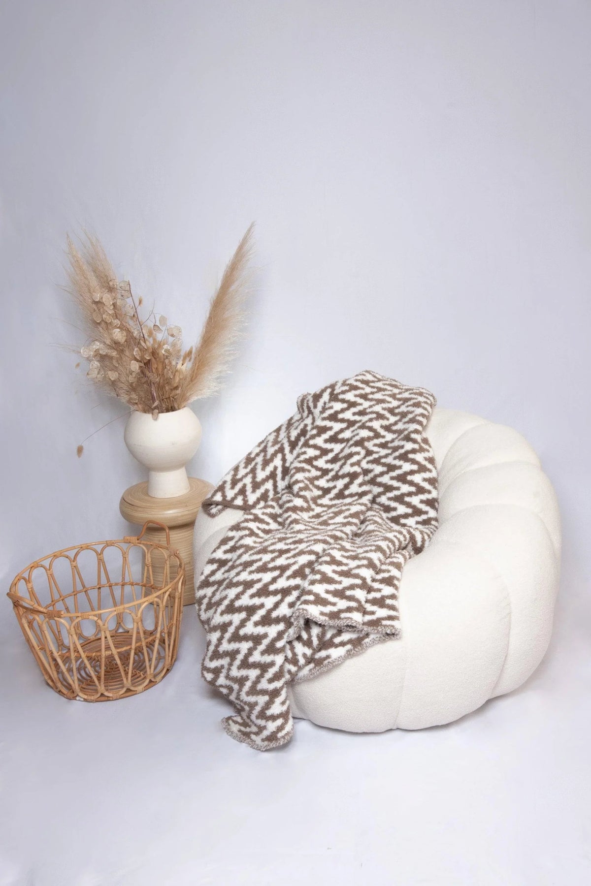 Jeté de lit à imprimé chevrons blanc et champignons