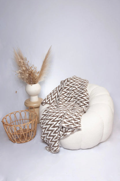 Jeté de lit à imprimé chevrons blanc et champignons