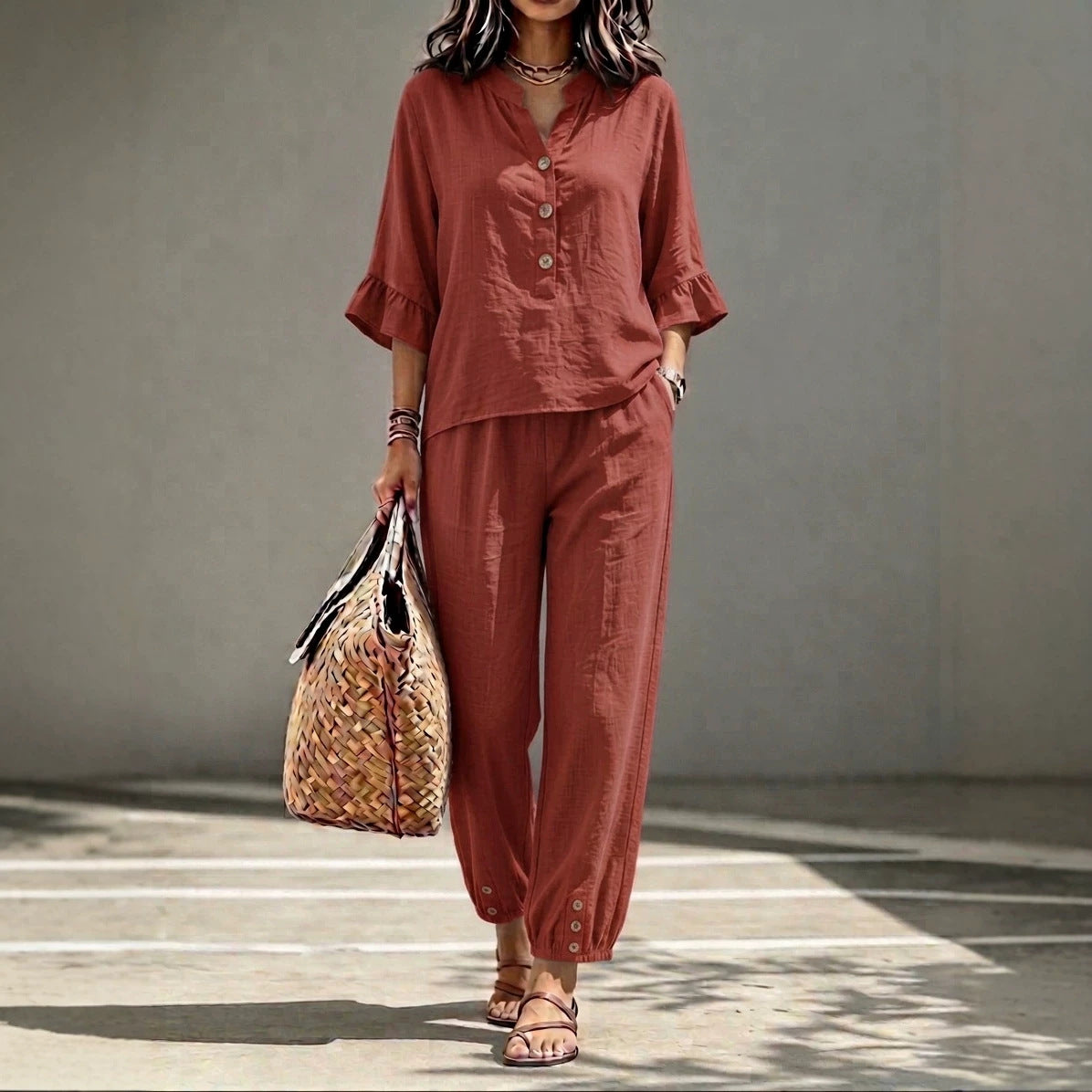 Ensemble décontracté pour femme : haut à col en V et pantalon court à jambes larges – Tenue de bureau rétro
