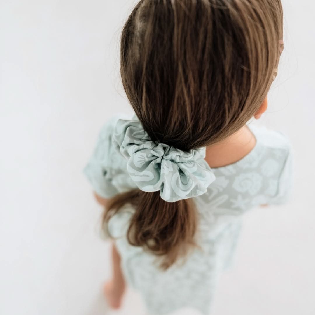 Bamboo Scrunchie | Taffy Pink