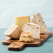 Laguiole ® Cheese Knife Trio, Cream Handle