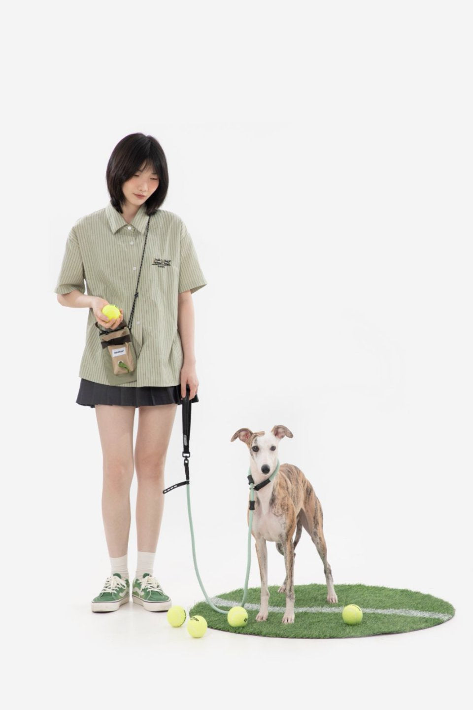 Momopets™ – Sac de transport pour promenade de chien avec distributeur de sacs à déjections