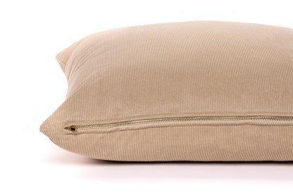 Housse de coussin en velours côtelé couleur camel