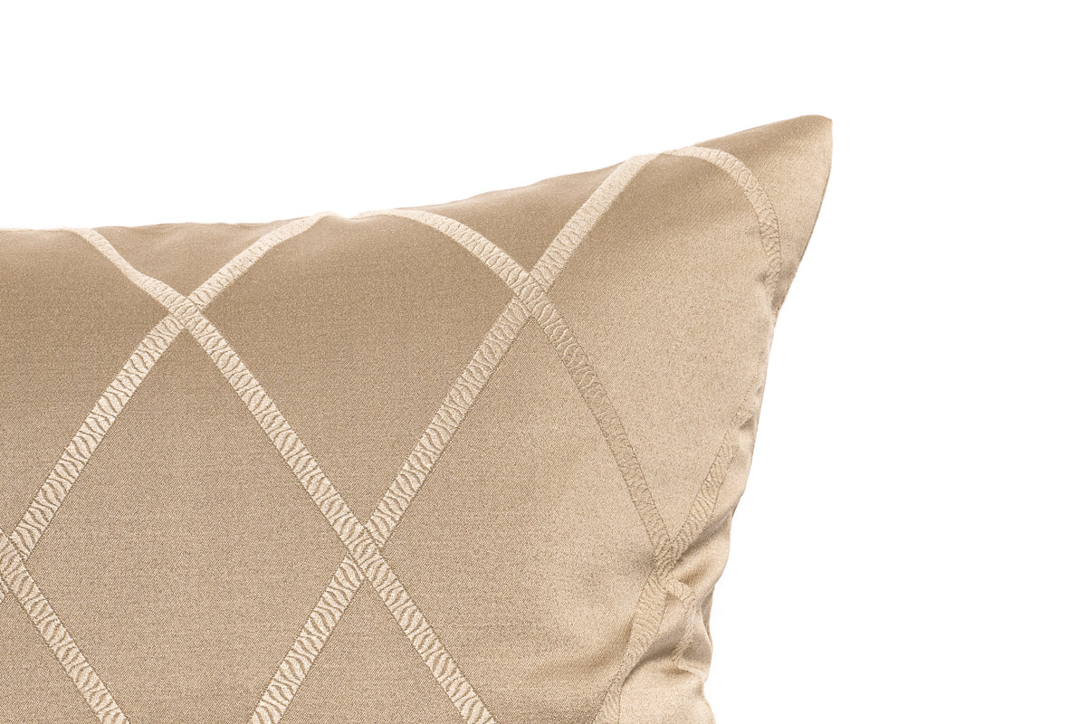 Housse de coussin tressée