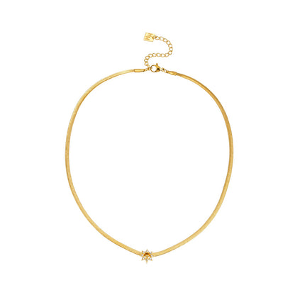 AGULHAS Or : Élégance Céleste - Collier Chaîne Peau de Serpent avec Pendentif Étoile Incrusté de Zirconium