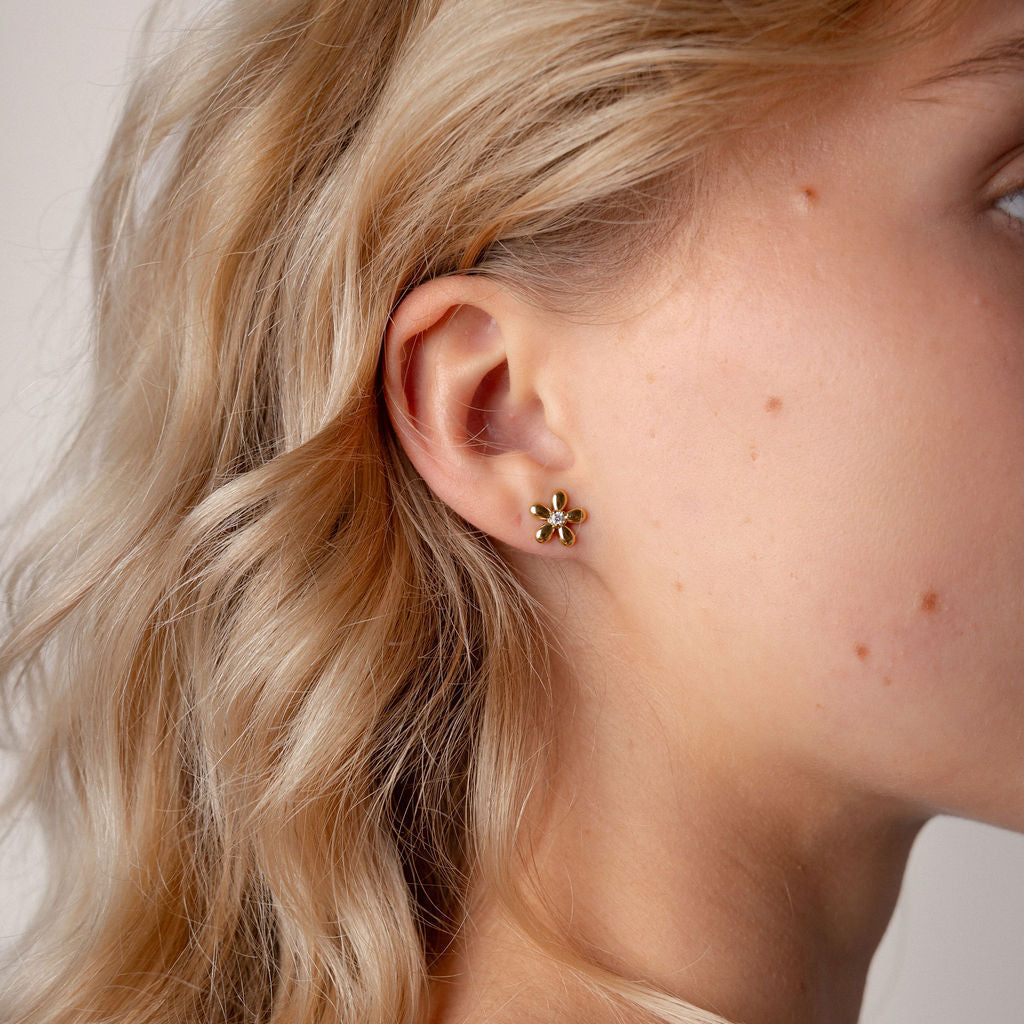 Daisy Stud Earrings