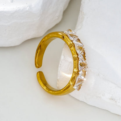 Bague rangée sertie de zircones - Style ALLY Or