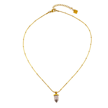 AMELIE : Collier avec pendentif en pierre de turquoise blanche et chaîne perlée texturée peau de serpent