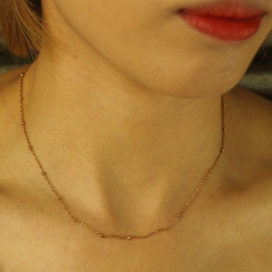 AVERY 20" Or : Collier en chaîne de perles en or, essentiel pour un usage quotidien