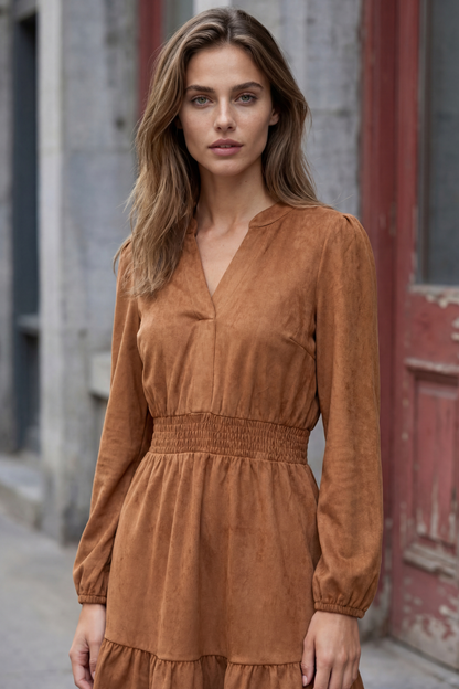 Robe étagée Adrienne en faux suède