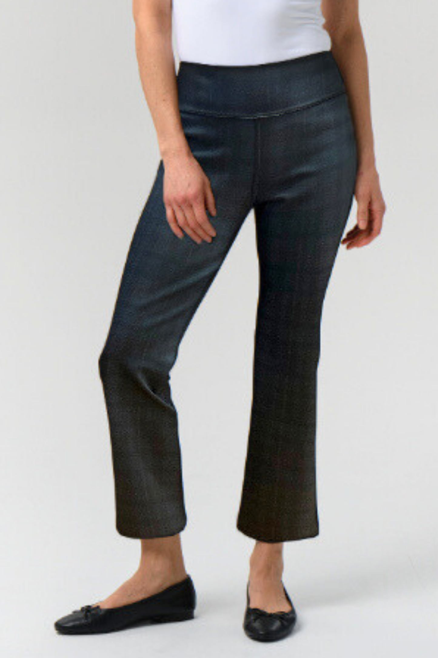 Aro Reversible Kick Flare Travel Pant