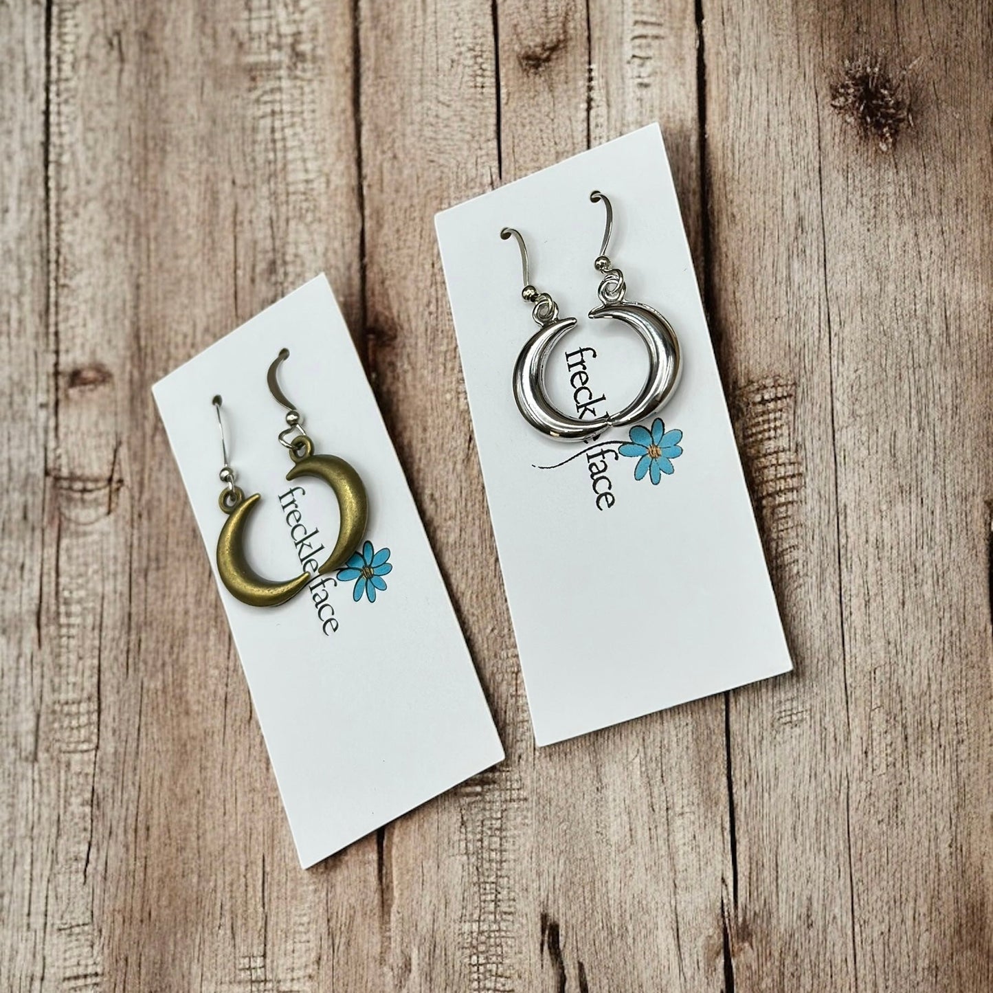 Boucles d'oreilles Lune Bulle - Forme Croissant 3D, Hypoallergéniques, Sans nickel
