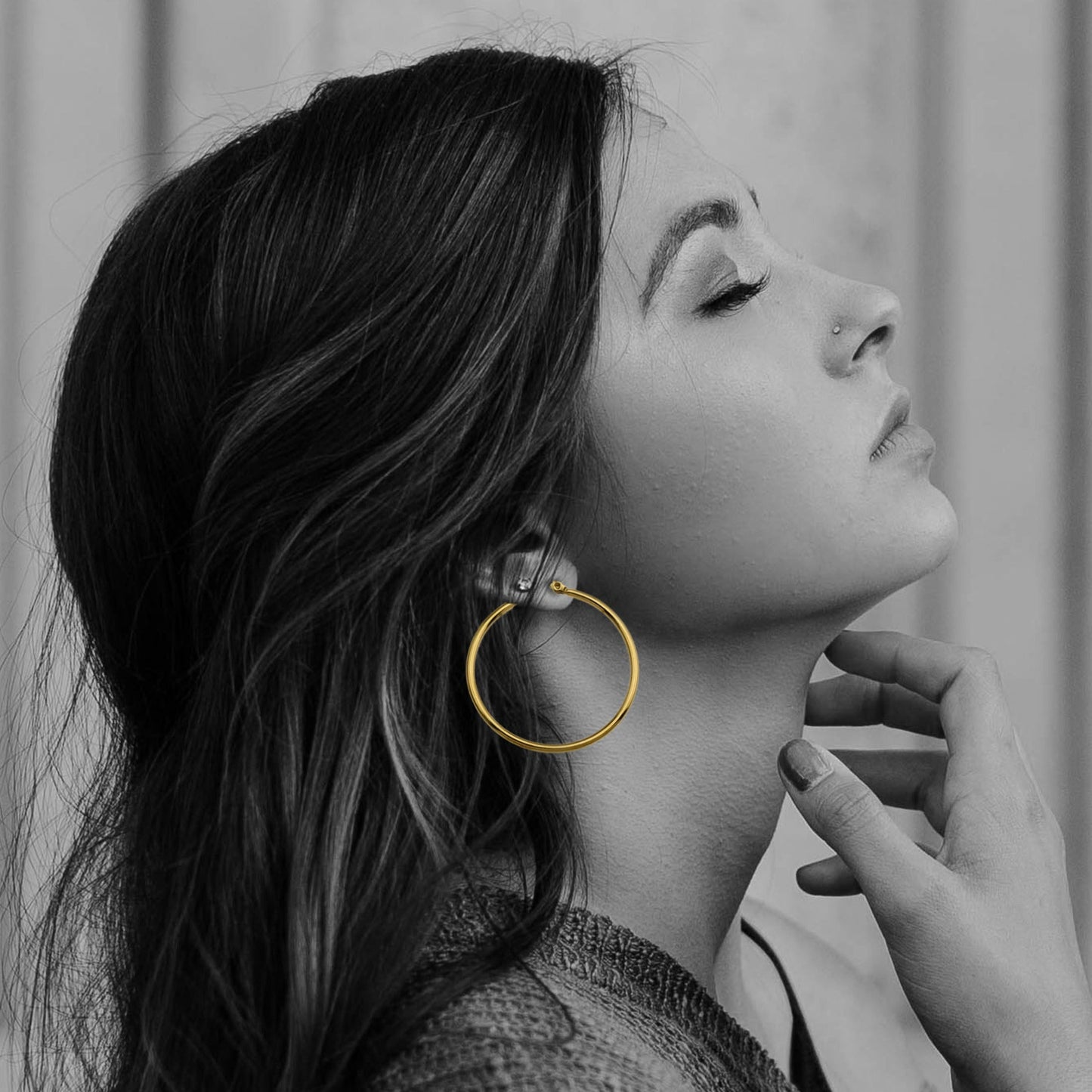 Style BIANCA Doré : Créoles Dorées Classiques Essentielles Quotidiennes. Disponibles en 7 Tailles – de 1 cm à 6 cm