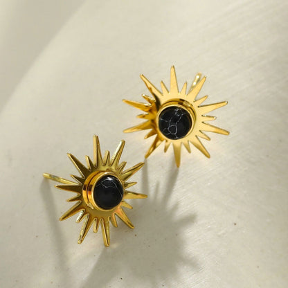 SOLE BLACK : Boucles d'oreilles clous en pierre naturelle symbole soleil
