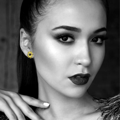 SOLE BLACK : Boucles d'oreilles clous en pierre naturelle symbole soleil