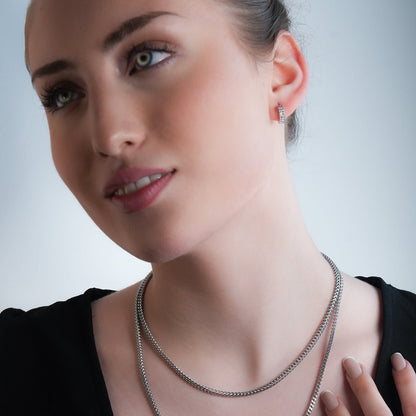 BLOUBERG Or Blanc (ton argent) : Boucles d'oreilles mini créoles double rang pavées de zircons cubiques (CZ)