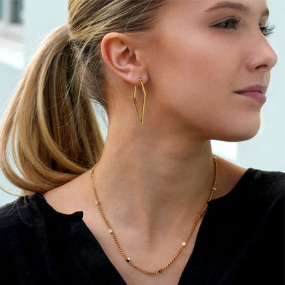 BRONTE : Boucles d'oreilles créoles contemporaines élégantes en forme de losange