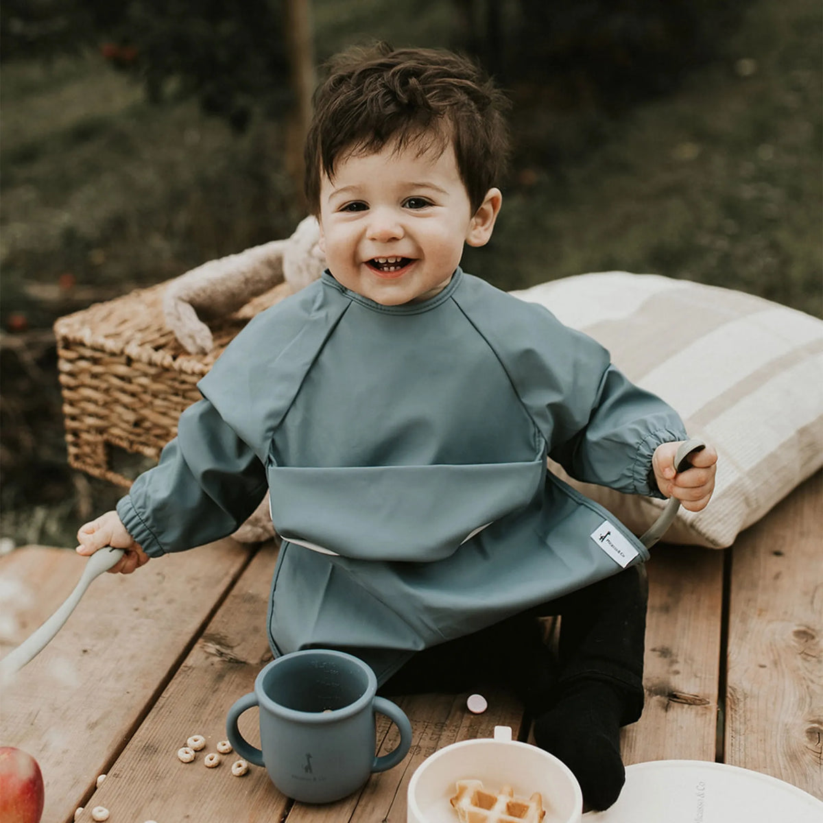 Bavette imperméable à manches longues avec poche | 6-24 mois