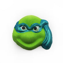 Tortue avec des masques