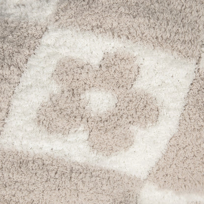 Couverture pour tout-petits imprimée Blushing Beige & White Flower Power