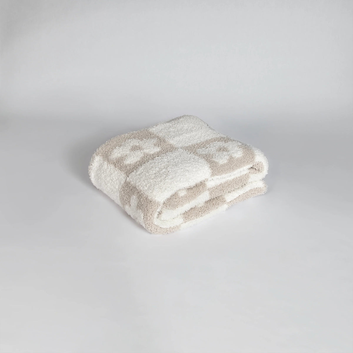 Couverture pour tout-petits imprimée Blushing Beige & White Flower Power
