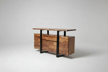 Buffet en bois d'Acacia live edge