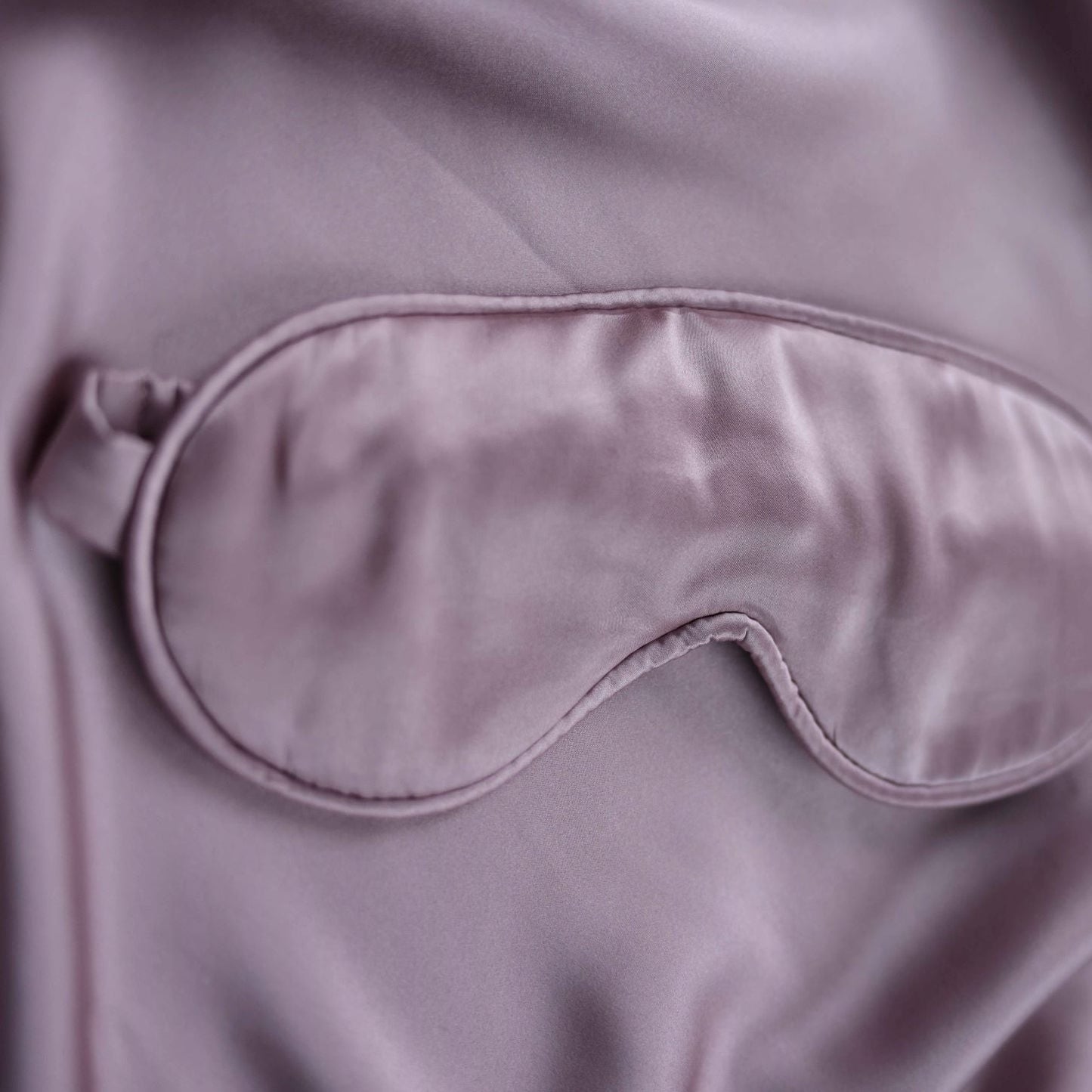 Le masque de sommeil Cloud Nine *NON TOXIQUE*