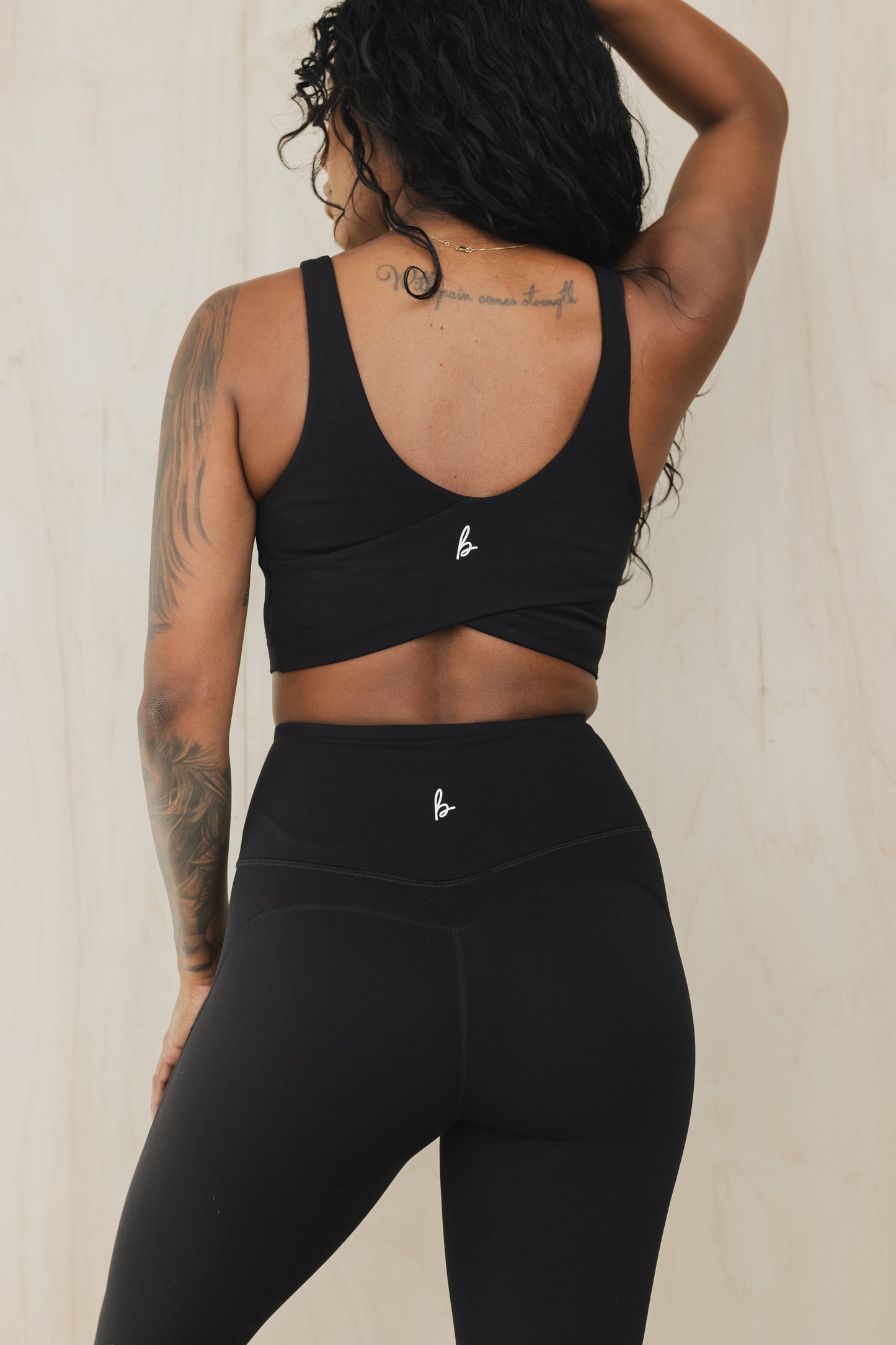 Soutien-gorge à dos croisé