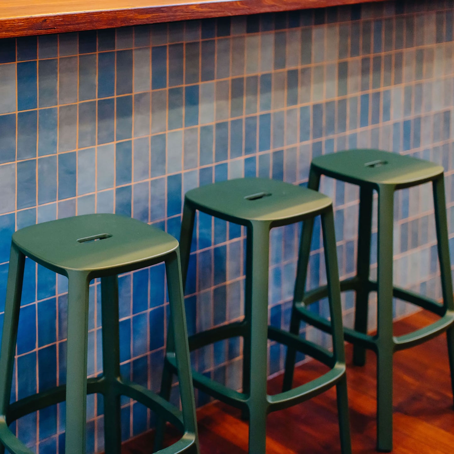 Tabouret de bar Cadrea<p> Utilisation intérieure et extérieure</p>