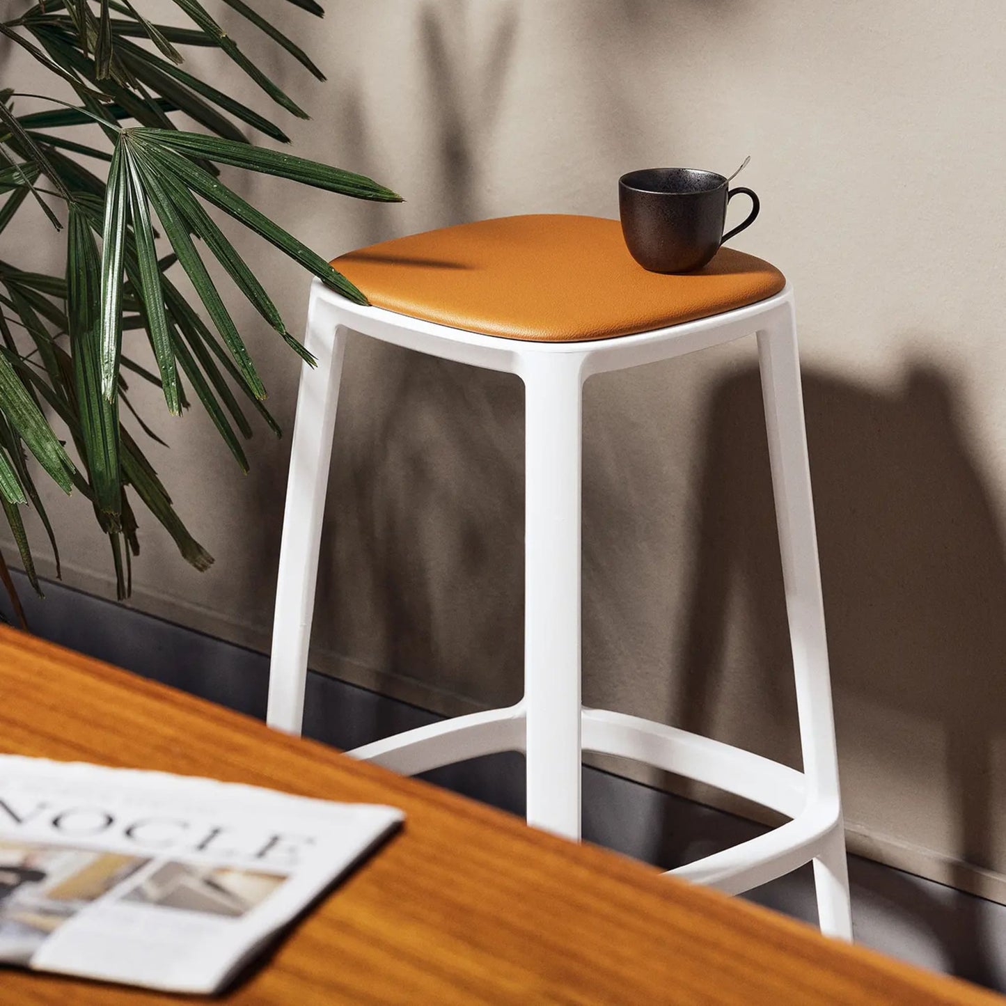 Tabouret de bar Cadrea<br> Utilisation intérieure et extérieure