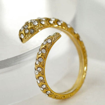 CARMEN Or : Bague serpent antique incrustée d'oxydes de zirconium