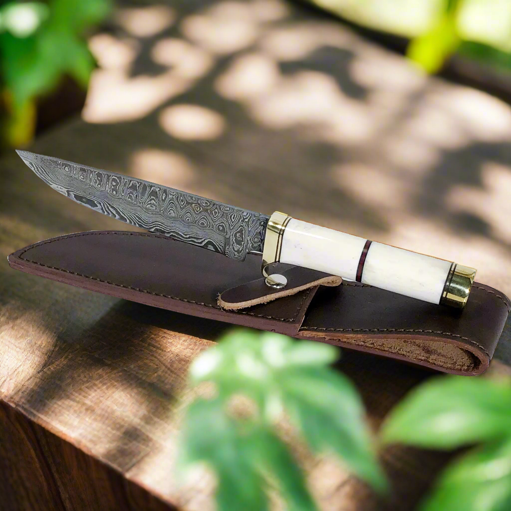 Couteau Bowie Haruto - Manche en os de chameau 7,5 pouces avec étui en cuir