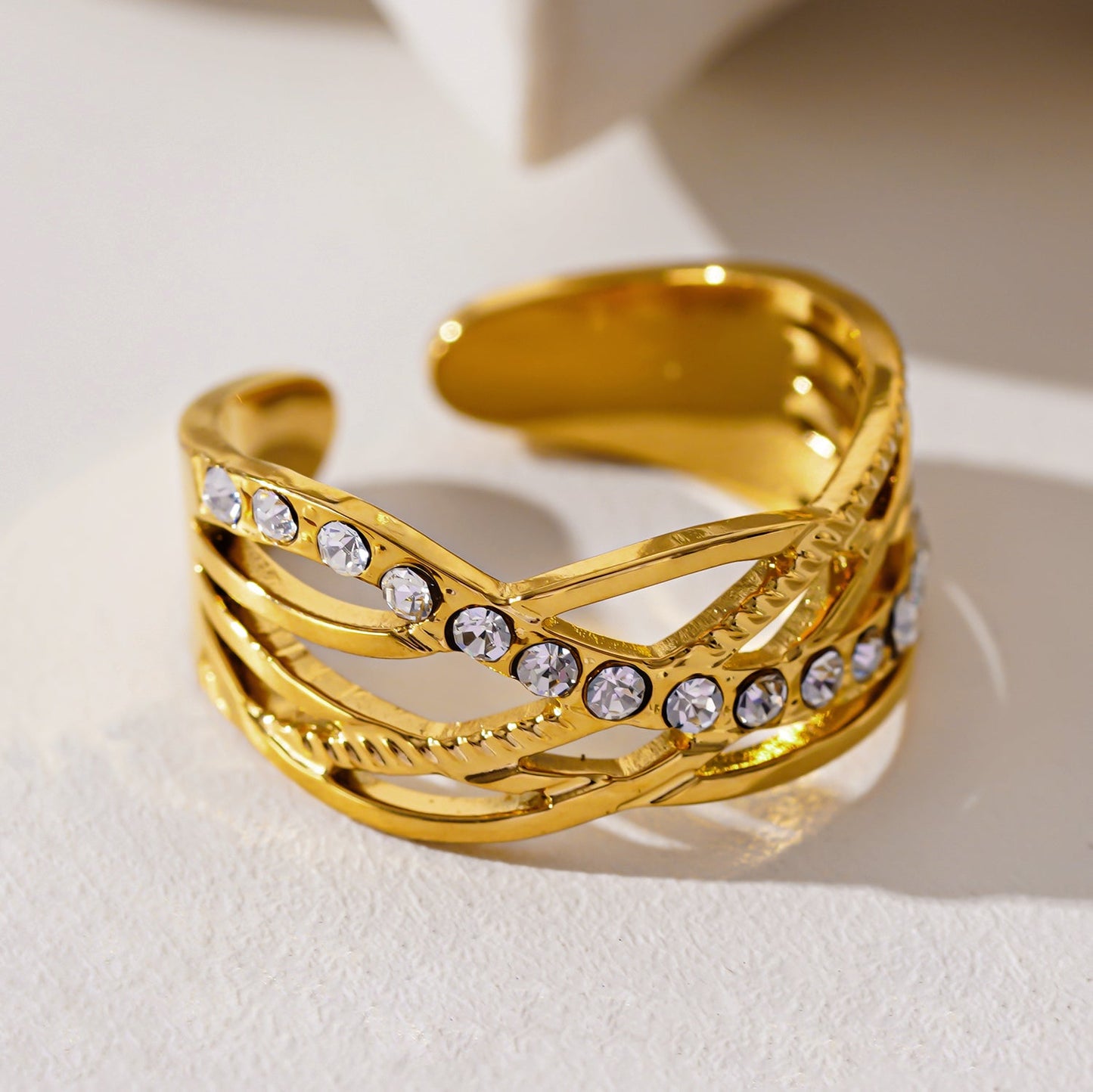 Bague CORAZON : Bague superposée et croisée incrustée d'oxydes de zirconium