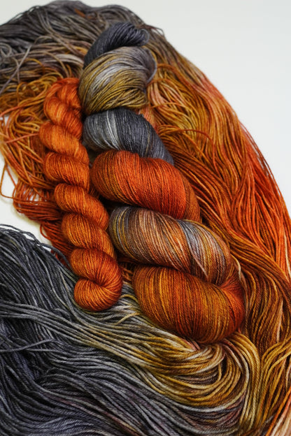 Cobalt Rust - Set de laine à chaussettes (Fingering)