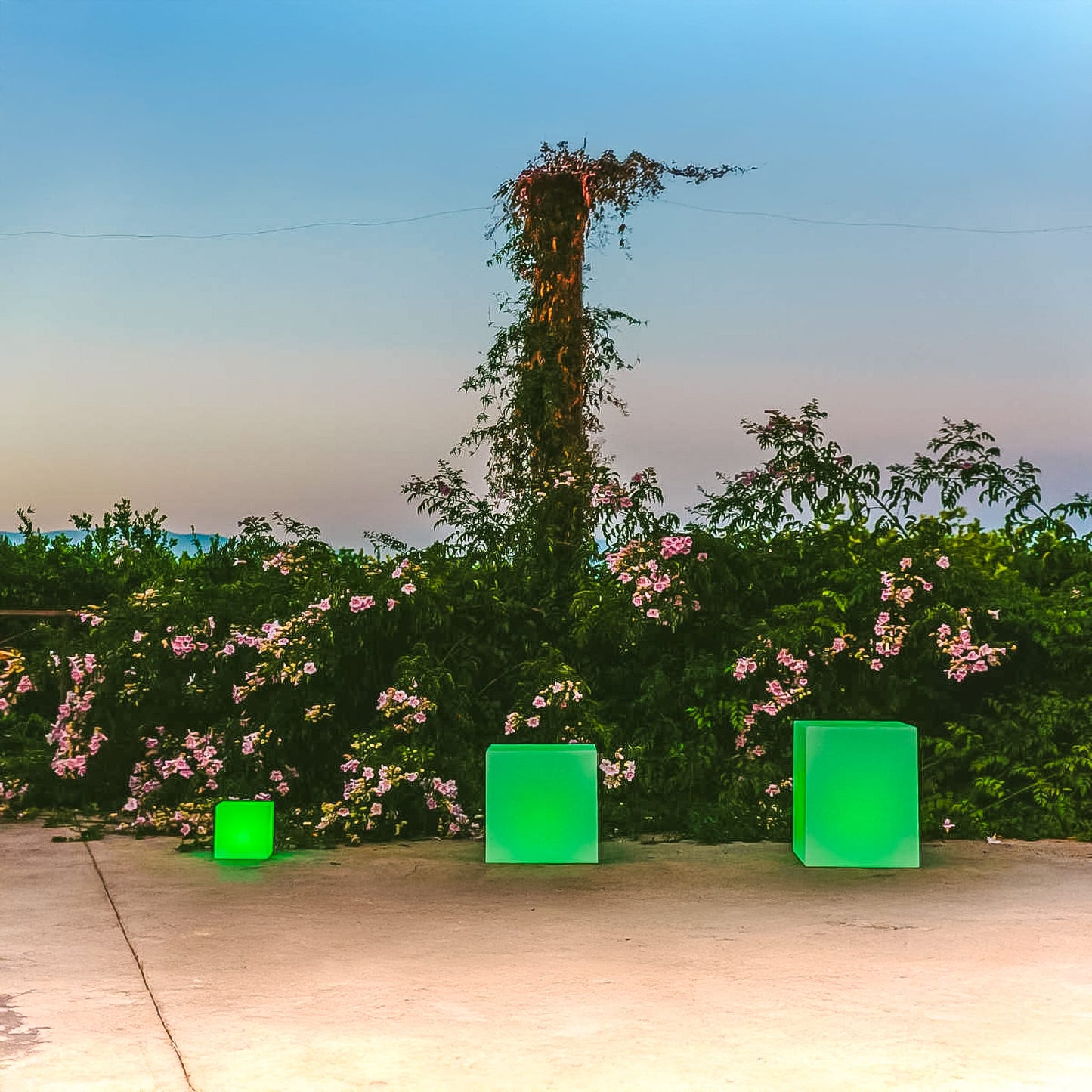 Cuby<br> Lampe Cubique Solaire &amp; Rechargeable