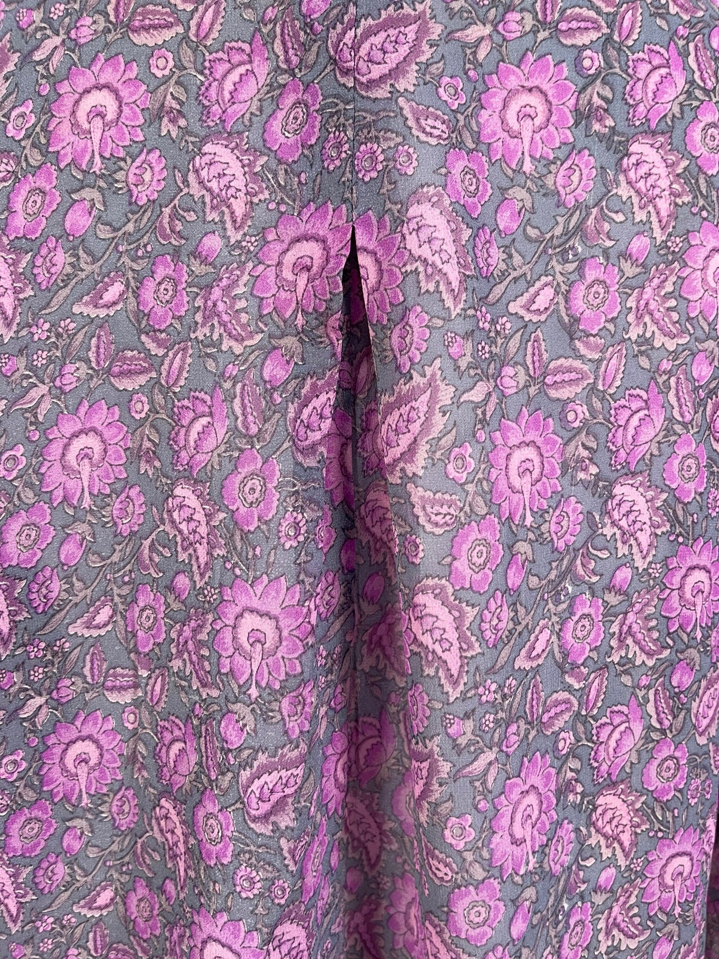 Robe Tunique PRG6037 en Pure Soie Transparente avec Poches Appliquées Avatar