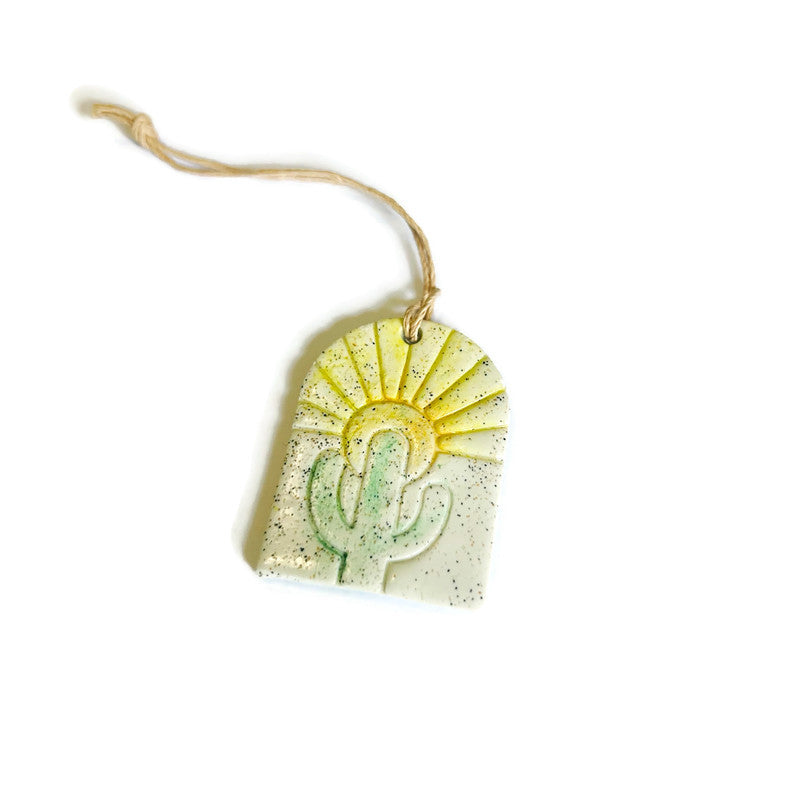 Ornement Lever de soleil et cactus fait main