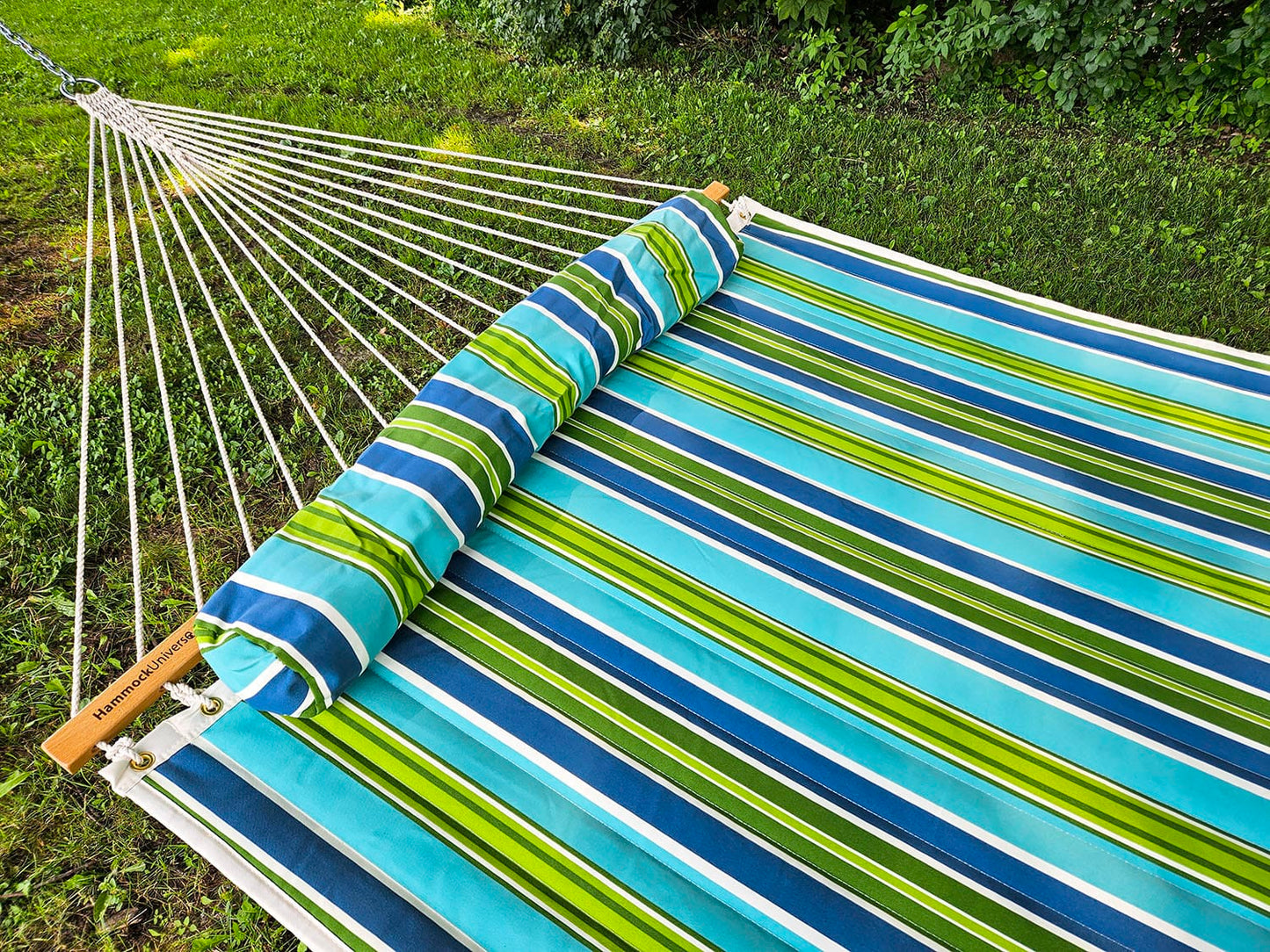 Hamac matelassé de luxe avec support en bambou