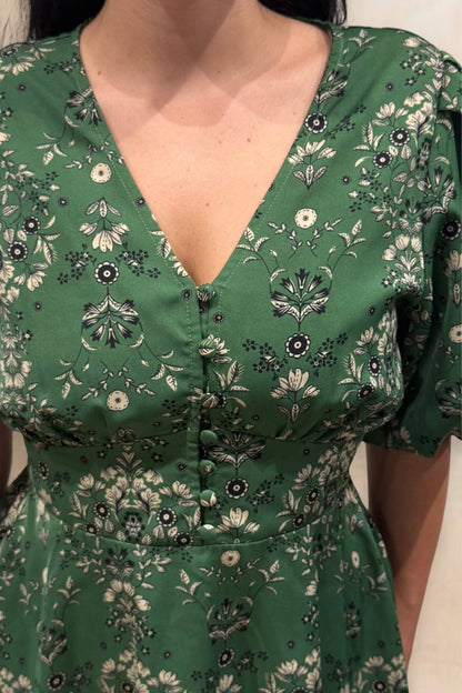 Robe évasée Talia à motif floral vert
