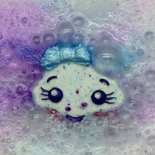 Mini-nuage avec un visage