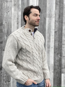 Lost Horizons Men's Connery Wool Sweaters Size Medium - Handmade in Nepal!