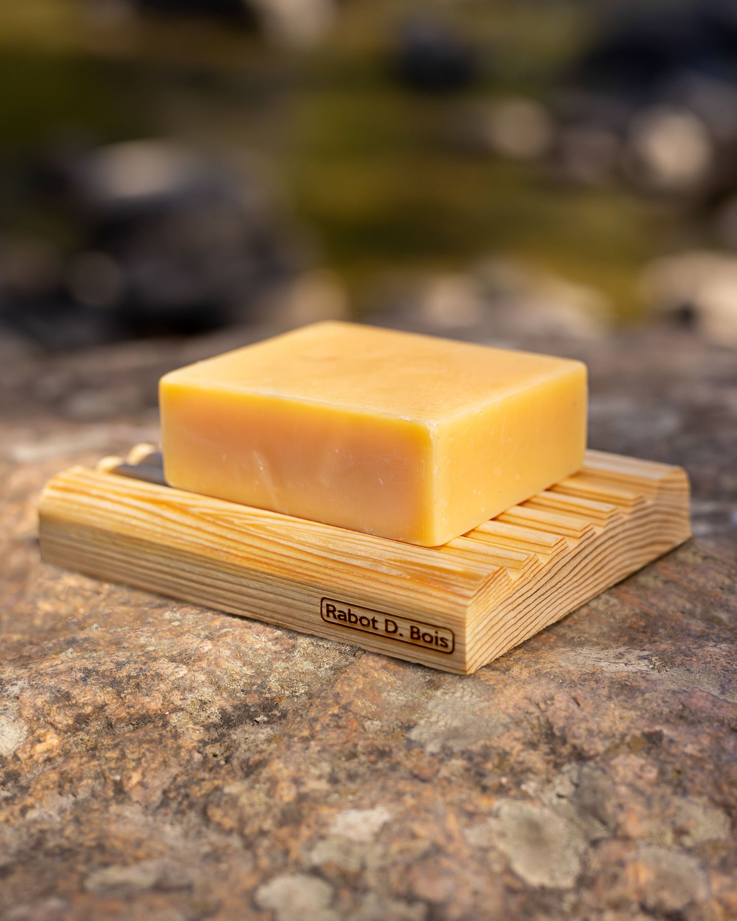 Wooden soap dish the "D-Lavé"